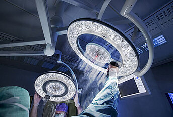 Q-Flow Operationsleuchten zur Optimierung des Luftstroms im Operationssaal