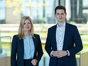 Nicole Bender (CFO) und Michael Breuer (CEO, rechts)