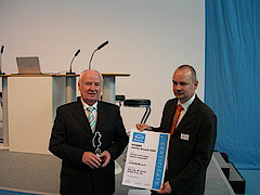 Bender erhält eCarTec-Award 2009