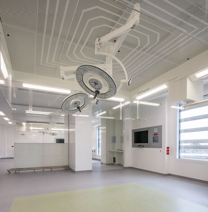 New Chase Farm Hospital equipped with advanced theatre equipment and safe and resilient power by Bender UK